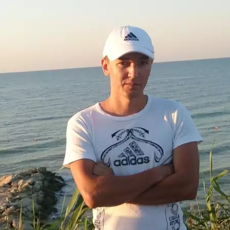 Ildar, 41Russia 