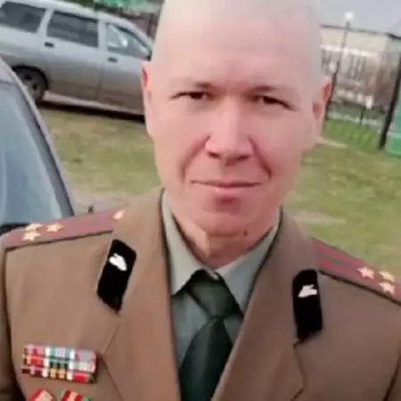 Ilvir, 43Russia 