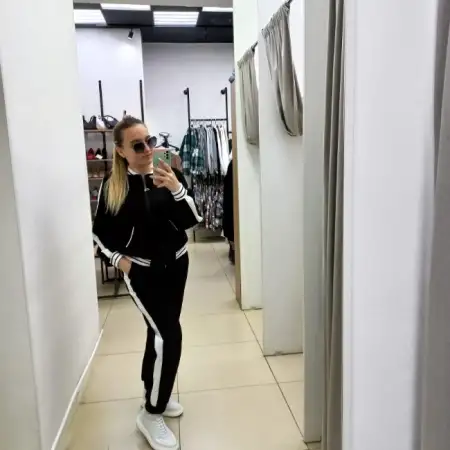 Adelina, 23Russia 