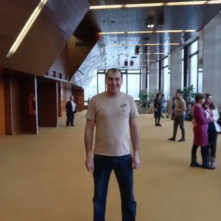 Rifat, 42Russia 