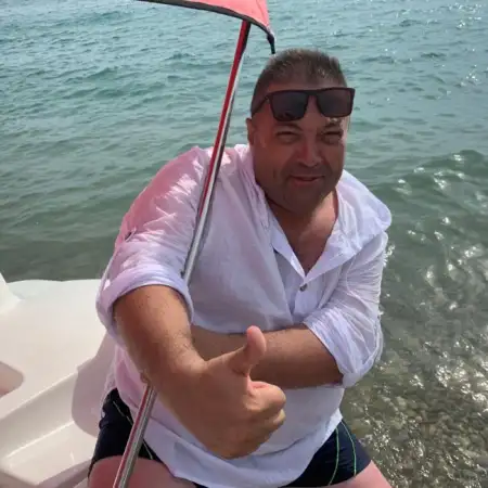 Ramil, 53Russia 