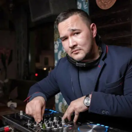 Marsel, 32Russia 
