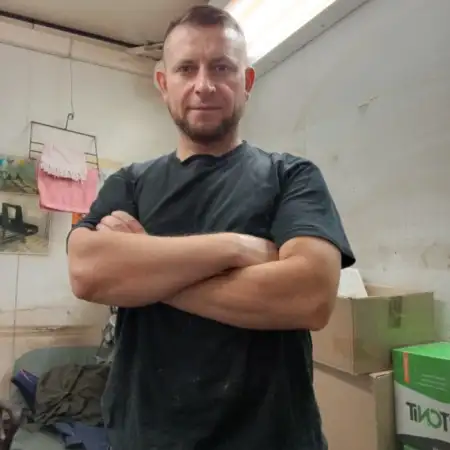 Albert, 49Russia