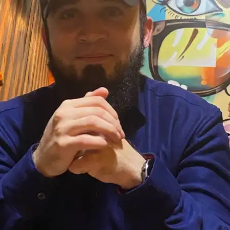 Ismail, 31Russia