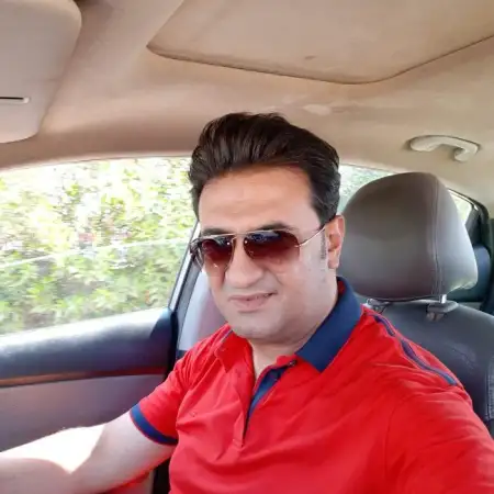 Mohamed, 46Egypt 