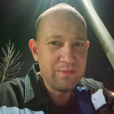 Damir, 42Russia 