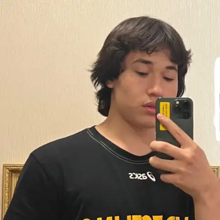 Ibragim, 20Russia