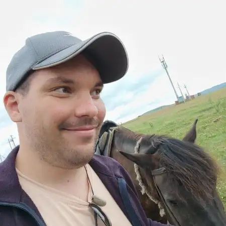 Ayrat, 32Russia 