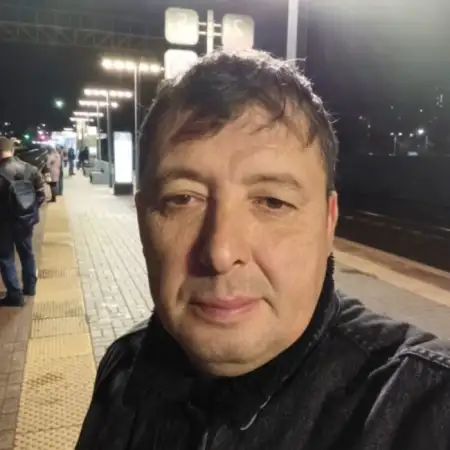 Marat, 53Russia 