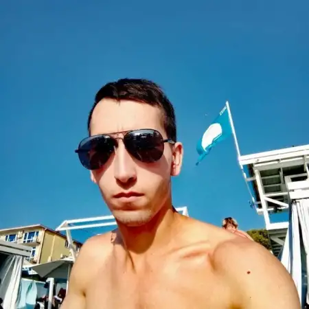 Ahmet, 29Russia 