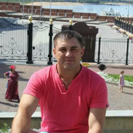 Fanis, 40 Russia
