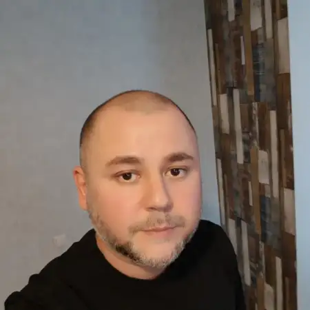 Sardor, 42Russia 