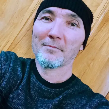 Irik, 48Russia