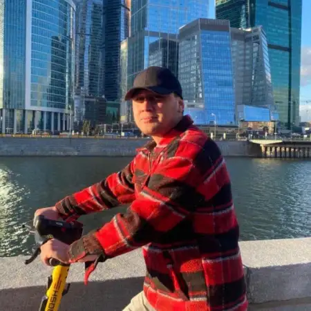 Alisher, 30Russia