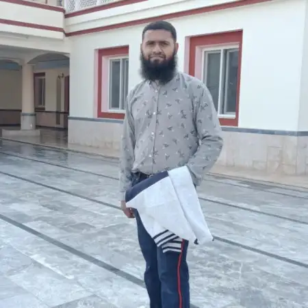 hammad, 29 Pakistan