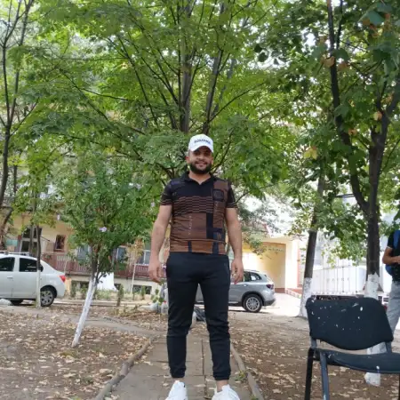 ahmed, 26Romania 