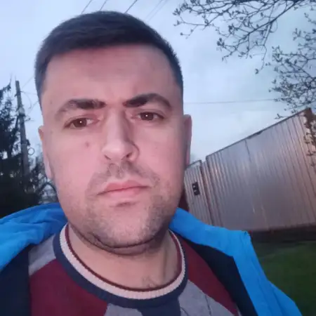 Arsen, 31 Russia