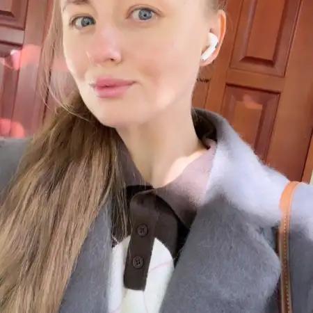 Sofiya, 33Russia 
