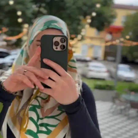Aisha, 33USA