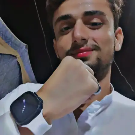 Umar, 21Pakistan