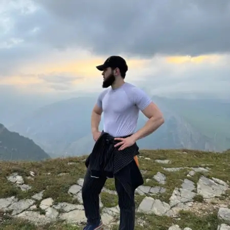 Mansur, 22Russia