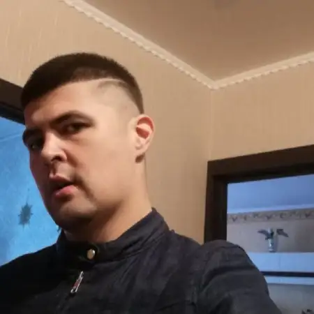 damir, 37Russia