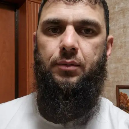 Damir, 39Russia 