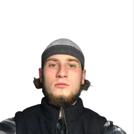 Idris, 20Russia 