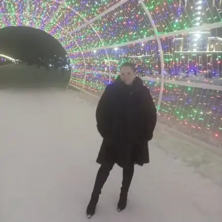 Elvira, 40Russia 