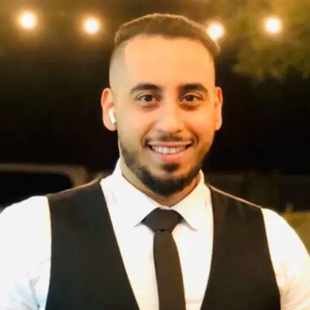 Mohammad, 36UAE (United Arab Emirates)