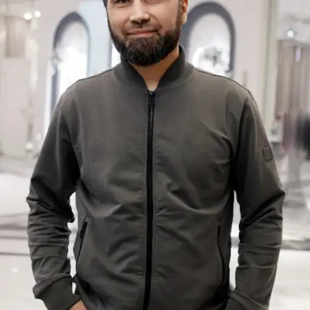Emil, 41Russia