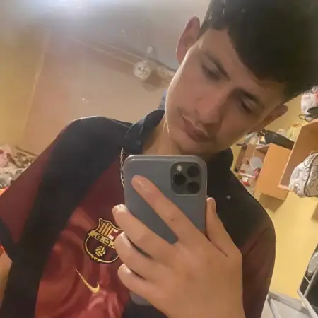 Yassin, 23Russia