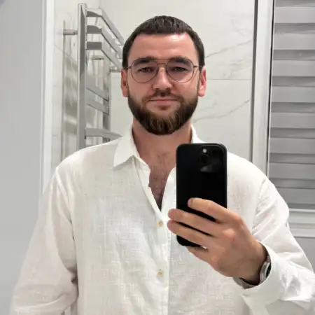Ramazan, 32Russia