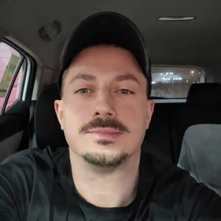 Hasan, 39 USA