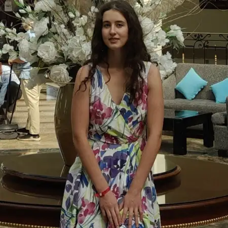 Polina, 20Russia 