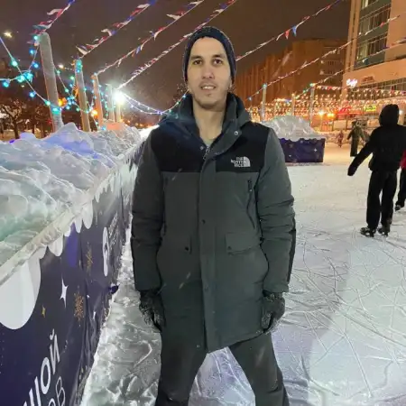 Zobir, 28Russia 