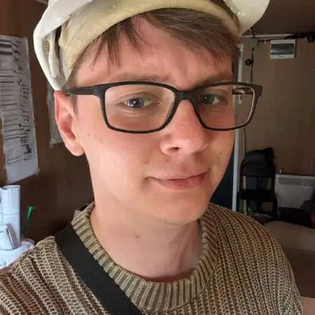 Yuriy, 25Russia 