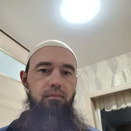 Rishat, 37Russia