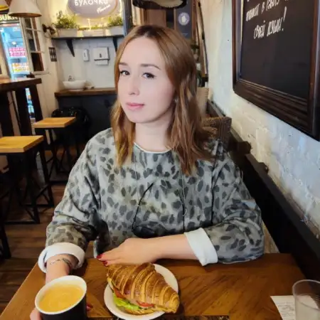 Zulfiya, 40Russia 