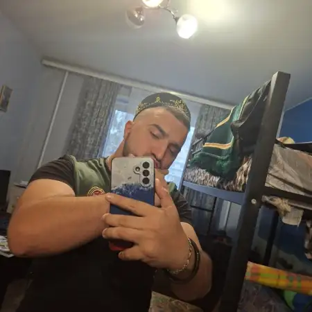 Damir, 28Russia