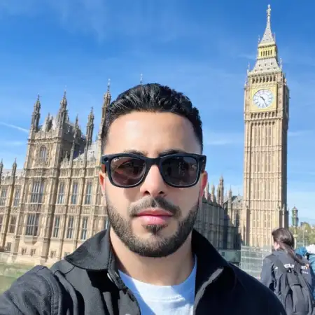 Abdou, 42Italy