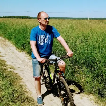 Marat, 49Russia 