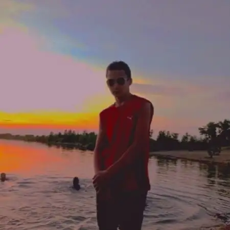 Tahir, 19Russia 
