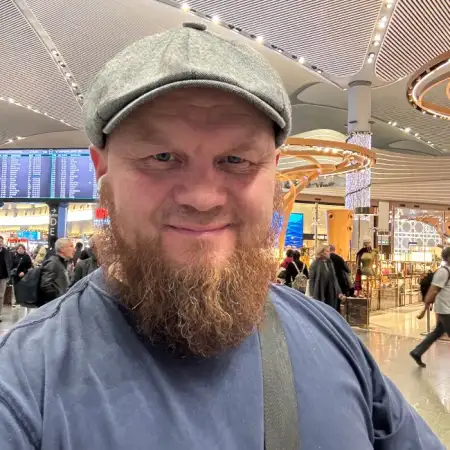 Rustam, 48Holland 