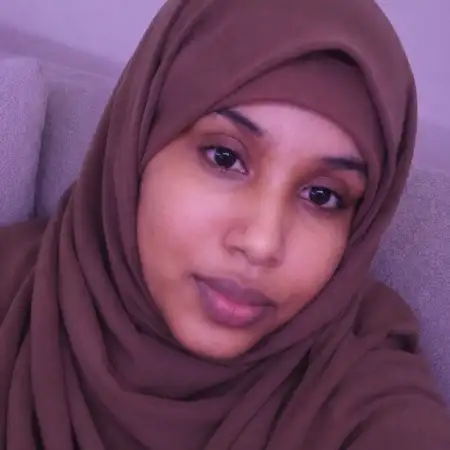 Nasrin, 27Kenia