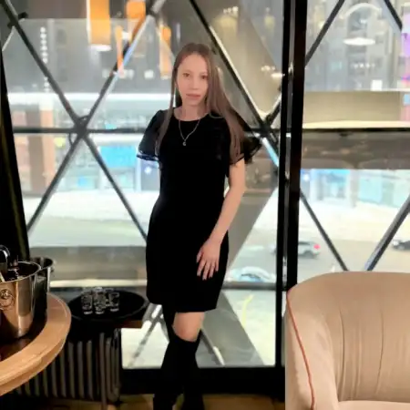 Regina, 38 Russia