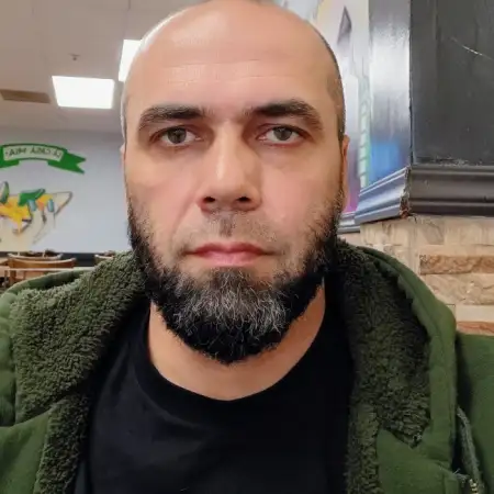 Ali, 44Russia 