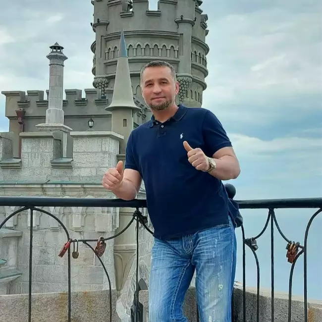 Rinat, 42, Russia - Meet Nikah