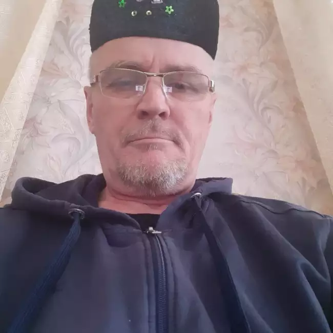 Menir, 60, Russia - Meet Nikah