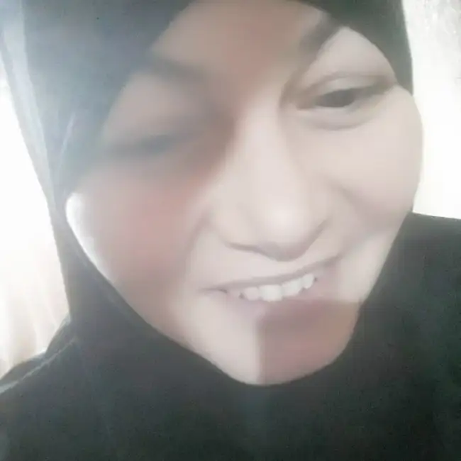 Lena, 39, Russia - Meet Nikah